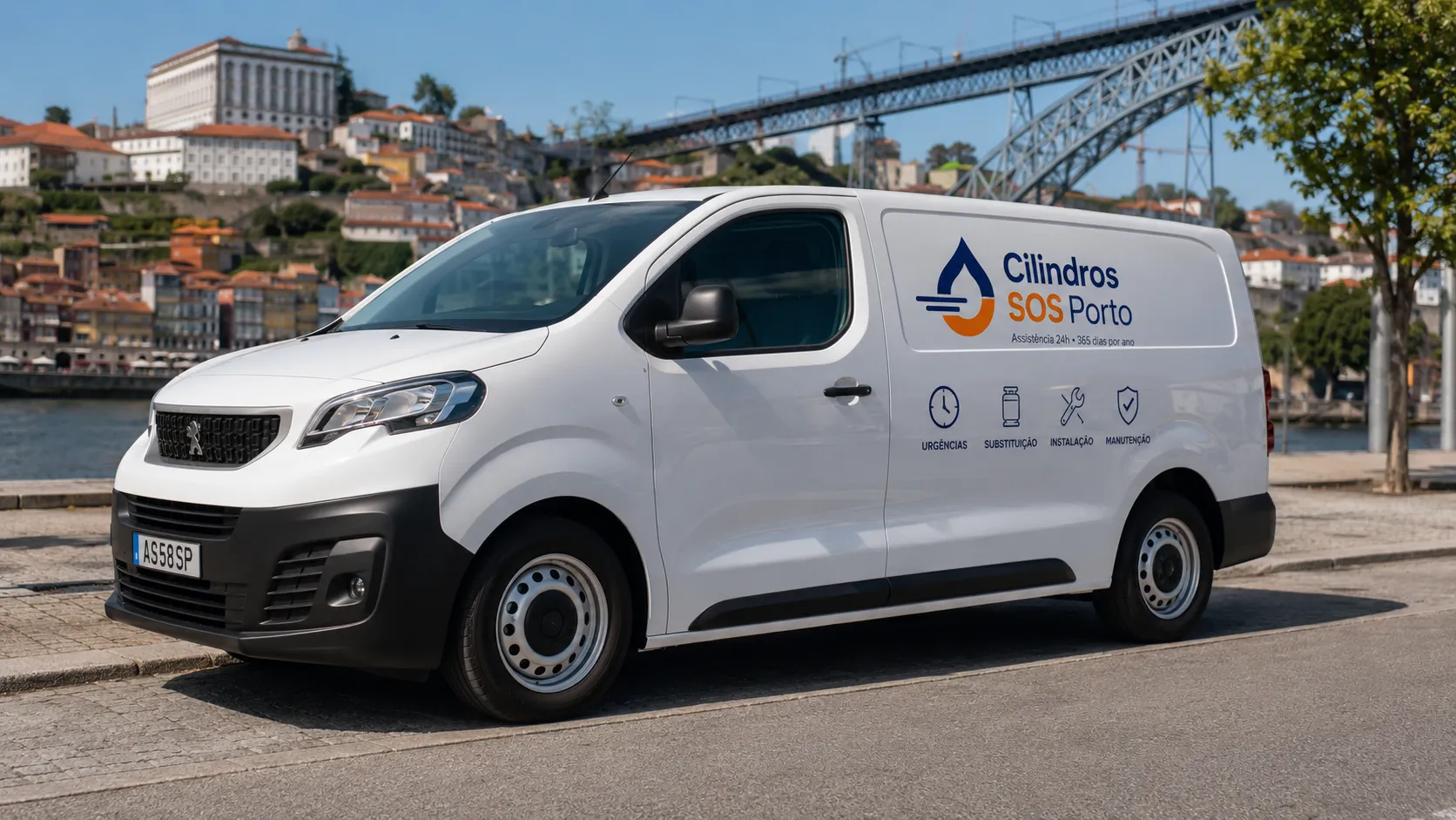 Carrinha de assistência Cilindros SOS Porto para reparação e instalação de termoacumuladores